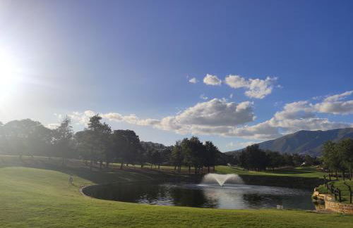 HAPPY HOLIDAYS - Photo 53