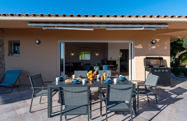 7 bedroom House in Zonza with private pool and garden - Photo 10