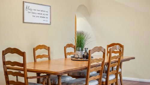 Explore Ramonas Vineyards Tranquil Home with Yard - Foto 5