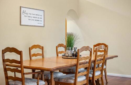 Explore Ramonas Vineyards Tranquil Home with Yard - Foto 5