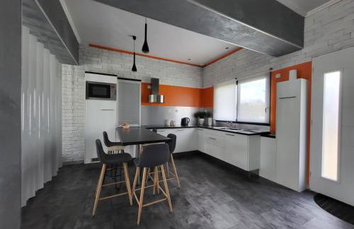 EMLAVIE - Maison familiale OU Loft SPA - à 3km Futuroscope - Foto 61