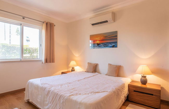 Lively Holiday Home in Albufeira With Private Pool 500m From the Beach - Foto 5