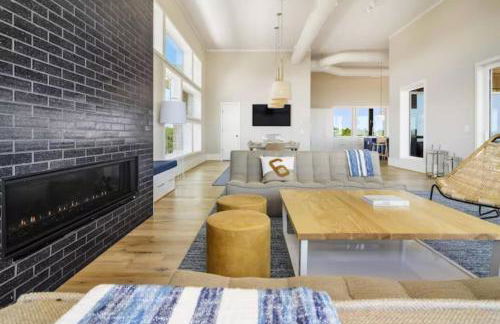 New Modern Waterfront Home w Saltwater Pool - Foto 23