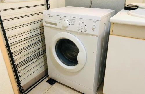 APPART IN PY' - Charmant Studio RDC plein centre - Photo 10