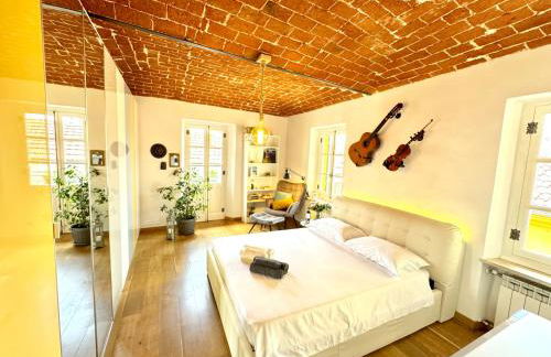 Bricks House - Photo 6