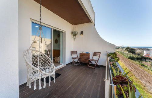 GuestReady - Relaxing escape near the beach - Foto 40