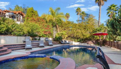 Private Estate w Pool Hot Tub Fire Pit Near Encinitas The Ranch by AvantStay - Foto 3, Other