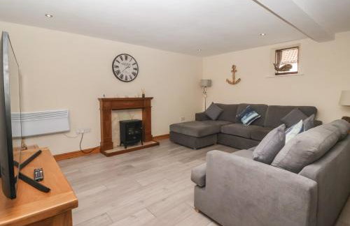 Mulberry Manor - Photo 4