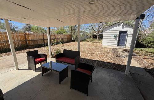 Modern Family Home with Three King Beds Near VA & Anschutz - Foto 24