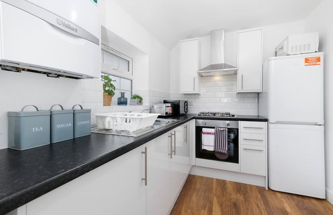 Pinewood 1 &2 Bedroom Apt. by Arista Living - Foto 65