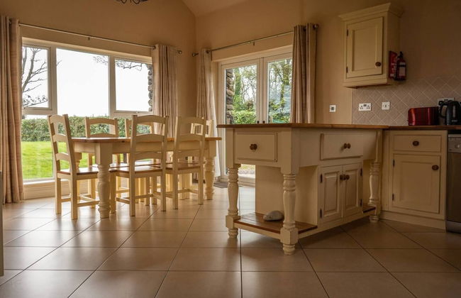 House 3 Dingle Manor Remarkable 3-bed House - Foto 6