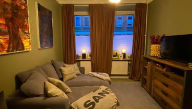 Altbaucharme Deluxe in zentraler Lage - Foto 3