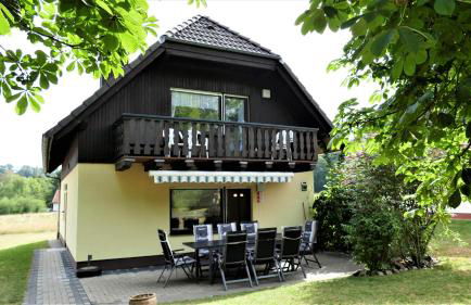 Helles Ferienhaus im Landhausstil für bis zu 10 Personen - Photo 1