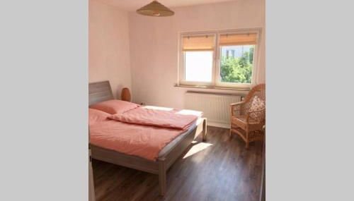 Hinter Burg, Haus mit Garten - Foto 1