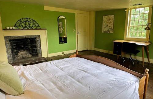 Historic Farm on 96 Acres! - Foto 40