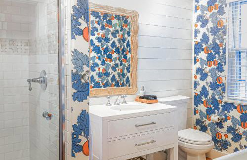 Close to Dtwn Nantucket! Group Getaway with Patio - Foto 43