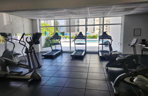 Entire Beach Front Condo w/ pool Amazing view 4pax - Photo 20