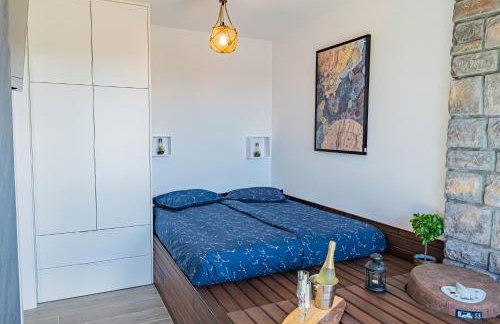 Jacuzzi - Flexible SelfCheckIns 20 - Zagreb - Luxury - Garage - Smart - Brand New - Apartments Repinc - Foto 25