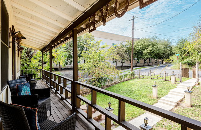 Mr. Wilson - Photo 22