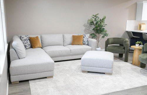 North End blue -Hot Tub - Fire Pit - Downtown -4BR - Photo 61