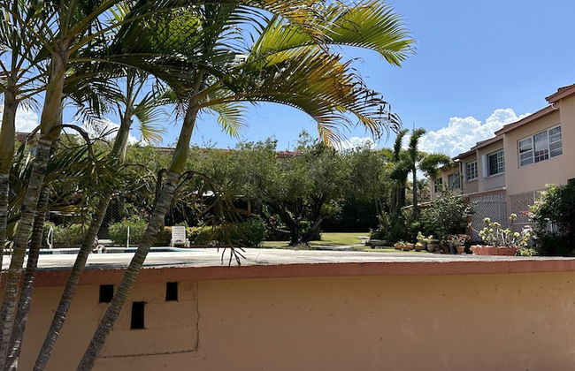 Remarkable 1-bed Apartment in Montego Bay - Photo 26