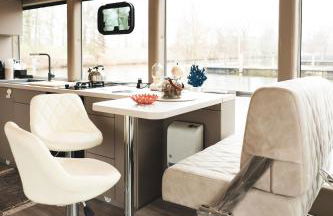 Deine schwimmende Auszeit auf dem Wasser -Festlieger Hausboot Tobago - Foto 26