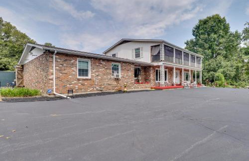 'Hidden Paradise' on 5 Acres w/ Hot Tub & Deck! - Foto 49