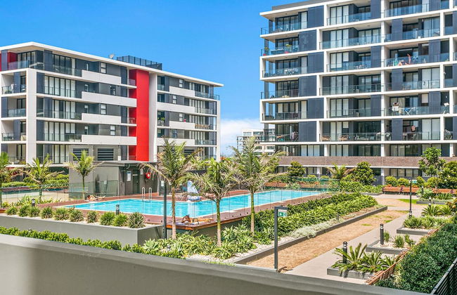 Wollongong CBD Ocean View Apartment - Photo 11