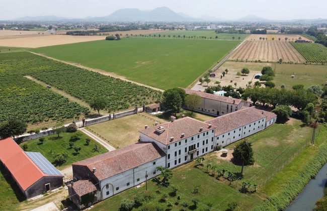 Tigli Apartment With two Bedrooms and one Bathroom on the Second Floor With 4 Metre Glass Window Apartment 6 - Foto 39