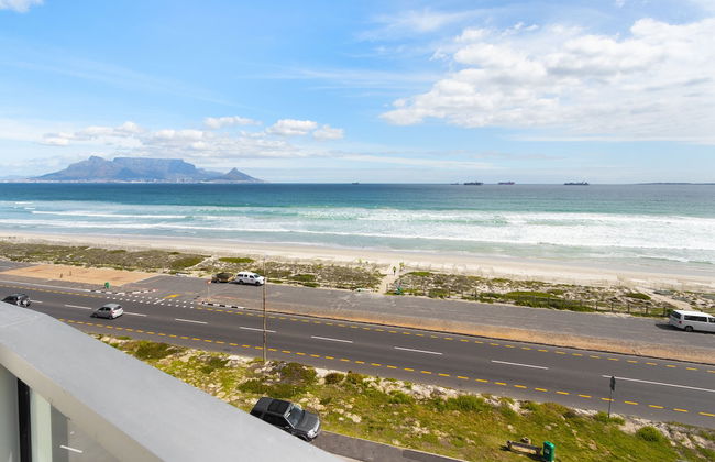 Sunset Boulevard 32 - Photo 26