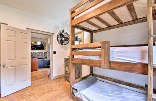 Graford Cabin with Rooftop Deck and Lake Views! - Foto 20