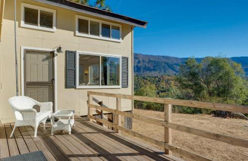 Secluded Mountain Hideaway < 8 Miles to Bass Lake! - Foto 7