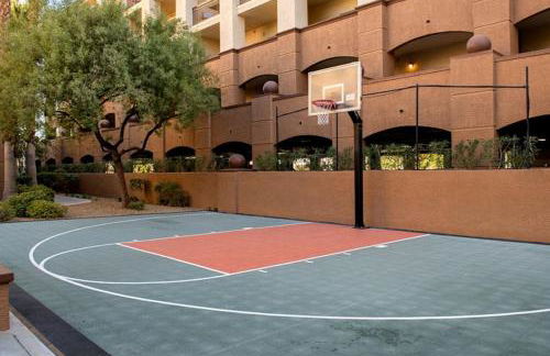 Beautiful Resort amenities enjoyed with this 1BD resort condo on South Las Vegas Blvd - Foto 14