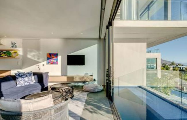 Unique Camps Bay Apartment w Private Pool Coral Sea - Foto 16