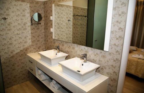 Paralia Luxury Suites - Foto 77