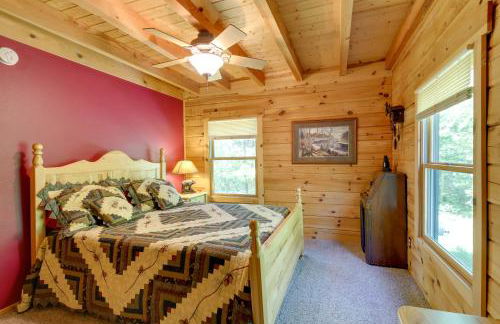 Lakefront Hazelhurst Cabin Dock and Pool Table - Foto 15