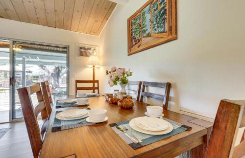 Clear Lake Gem on Canal with Dock Dogs Welcome! - Foto 10