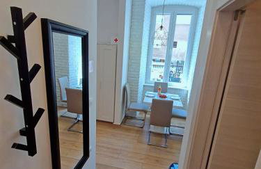 Lola's Place - Photo 32