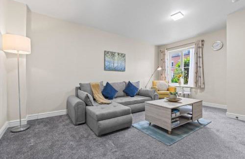 #35 City Home - Sleeps 8 3BDR 2 BR- Bham CC 10 mins - "Perfect for Contractors and Families - Free Parking" - Foto 16