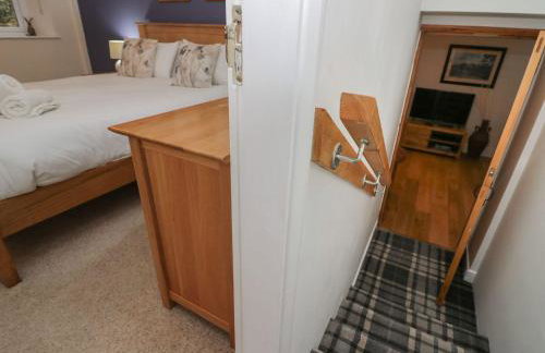 Low Jock Scar - Foto 21