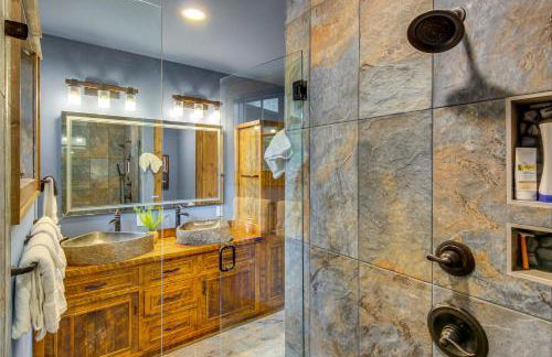 Sip on Deck and Enjoy Views! Mtn Lodge in Glenville - Foto 14