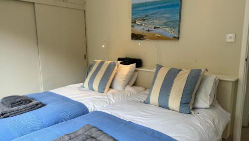Seaview House, lovely ground floor flat with garden, minutes walk to beach - Foto 5