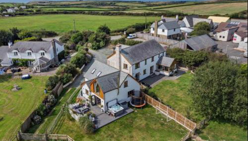 Crosslands Cottage-Luxury retreat nr Bude & hottub - Foto 2