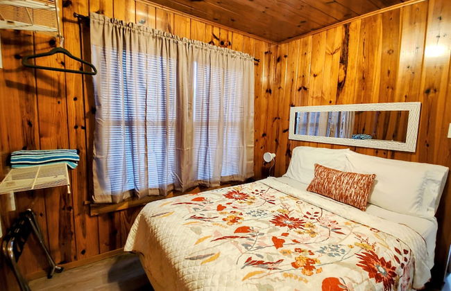 Edgewater Resort - Photo 30