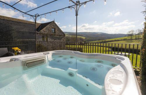Cosy 2 bedroom apartment, terrace with Hot Tub 8am - 10pm plus private daily use of indoor pool and sauna 1 hour - Photo 6