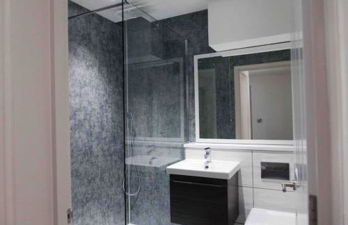 Stunning 2 bed apartment with sea views, Penzance - Foto 16