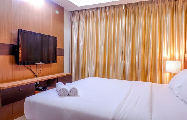 Cozy Pool View Kemang Village Residence Apartment with Direct Access to Mall - Foto 7