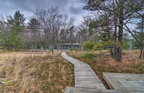 Idyllic Northport Cottage, Walk to Lakeside! - Foto 43