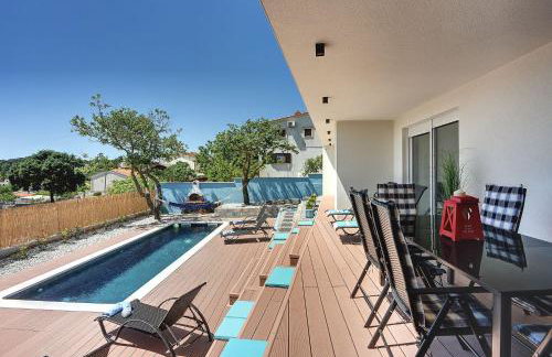 Villa mit privatem Pool nur wenige Minuten von den Stränden - Foto 28