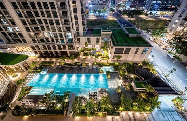 Happy Light Apartment in the Cardinal Court - Photo 38